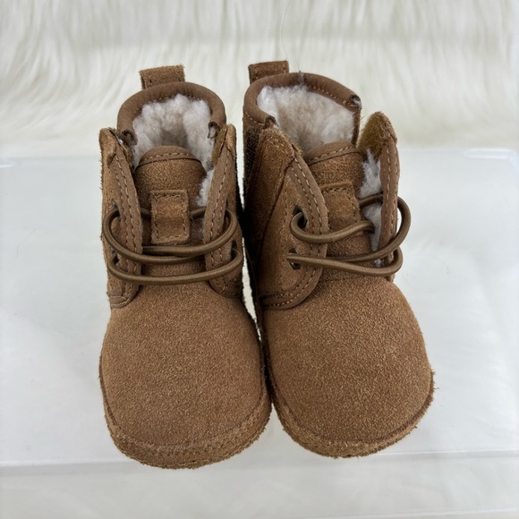 UGG Brown Ankle Boots with Plush Lining - Picture 1 of 7